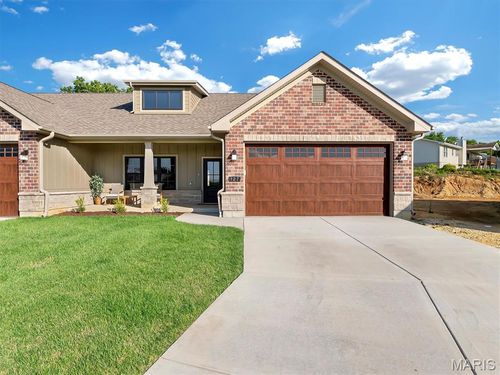 131 Stone Ledge Dr, Saint Clair, MO, 63077-1149 | Card Image
