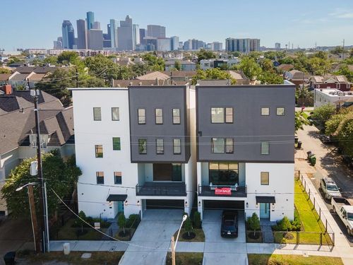 2209 Crocker St, Houston, TX, 77006-1909 | Card Image