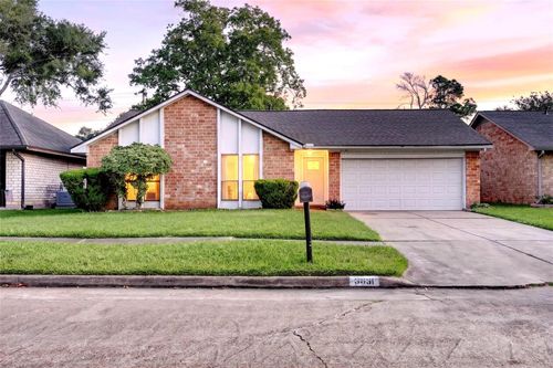 3031 Shawnee Dr, Sugar Land, TX, 77479-1625 | Card Image