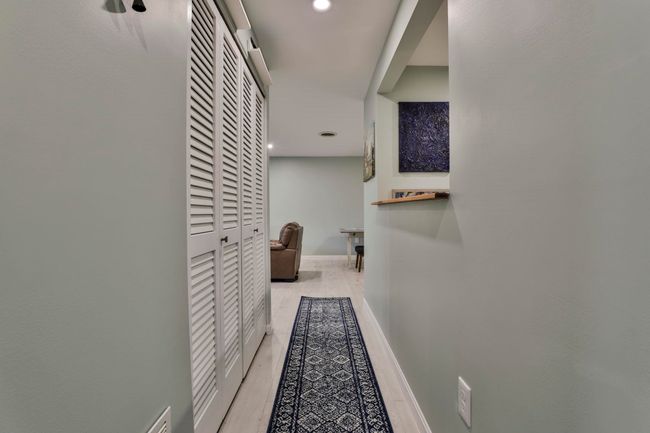 APT-307 - 9 Bartemus Trl, Condo with 2 bedrooms, 2 bathrooms and null parking in Nashua NH | Image 18