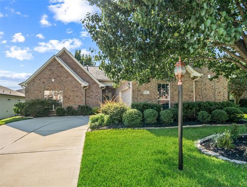 11 Amelia Ct, Montgomery, TX, 77356-8209 | Card Image