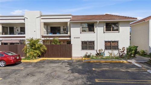 33-10885 Nw 7th St, Miami, FL, 33172-3758 | Card Image