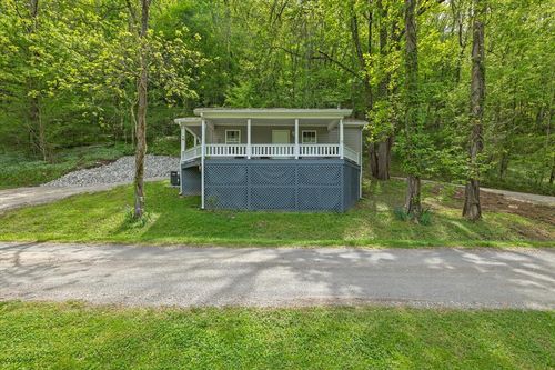 1412 River Rd, Celina, TN, 38551-7228 | Card Image