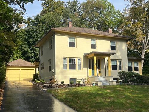 18 Seymour St, Watertown, CT, 06795-1919 | Card Image