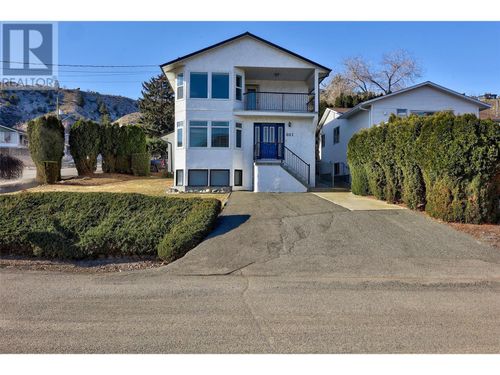 801 Alpine Terr, Kamloops, BC, V2B6E7 | Card Image