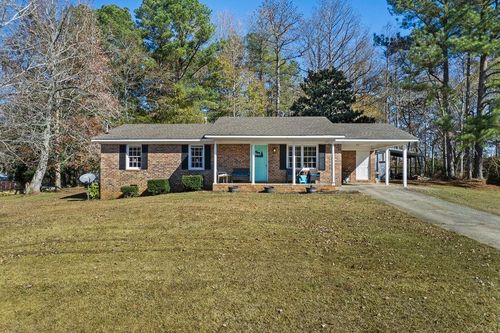 421 Broad St, Tallapoosa, GA, 30176-3018 | Card Image