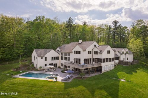 83 Maple Hill Rd, West Stockbridge, MA, 01266-9354 | Card Image