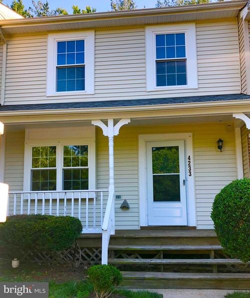 4233 Gibson Ct, WOODBRIDGE, VA, 22193-2432 | Card Image