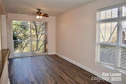 1310 Kenilworth Ave, Charlotte, NC, 28203-5275 | Card Image