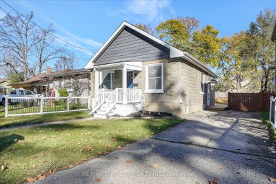 85 Park Ave, House other with 3 bedrooms, 1 bathrooms and 3 parking in Cambridge ON | Image 1