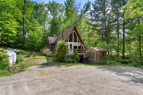 11 Island Dr, Madison, NH, 03849-5202 | Card Image