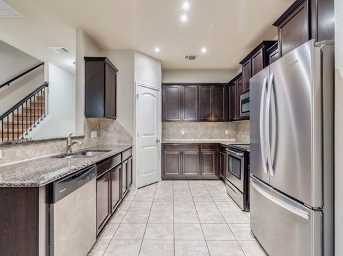 213 Ammonite Ln, Jarrell, TX, 76537-1865 | Card Image