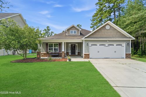 765 Radiant Dr, Jacksonville, NC, 28546-8425 | Card Image