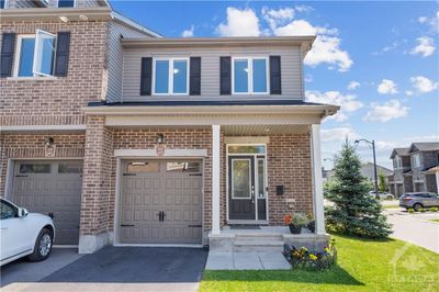 225 Sittelle Pvt, Townhouse with 3 bedrooms, 3 bathrooms and 2 parking in Ottawa ON | Image 2