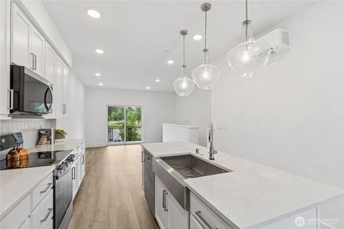 1802-1188 Waterfall Way Se, North Bend, WA, 98045 | Card Image