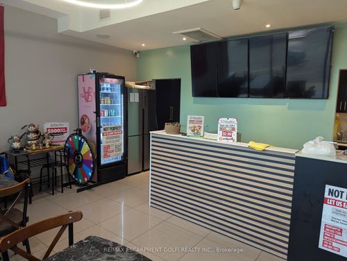1459 Main St E, Hamilton, ON, L8K1C5 | Card Image