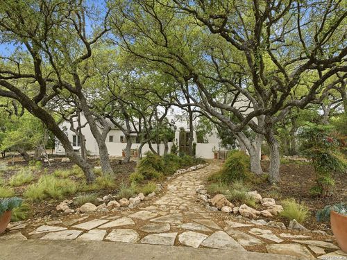 2355 Oakland Bnd, San Antonio, TX, 78258-7210 | Card Image