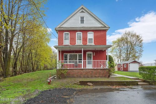 9 Donnelly Ave, Mechanicville, NY, 12118-1309 | Card Image