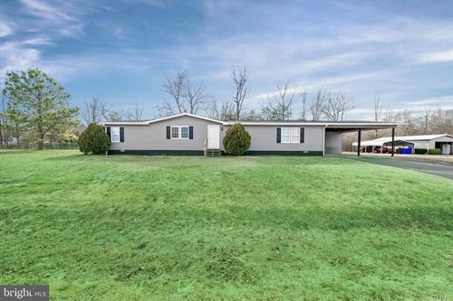 11585 Glen Cir, Bridgeville, DE, 19933-4459 | Card Image