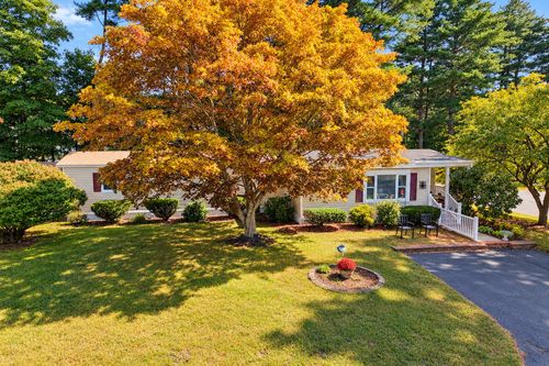 1 Lisa Cir, Merrimac, MA, 01860-2130 | Card Image