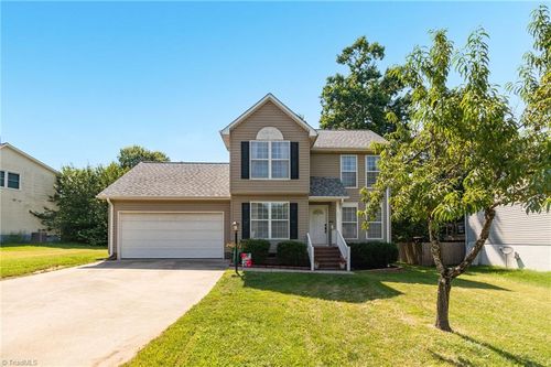 191 Briarcreek Dr, Winston Salem, NC, 27107-9514 | Card Image