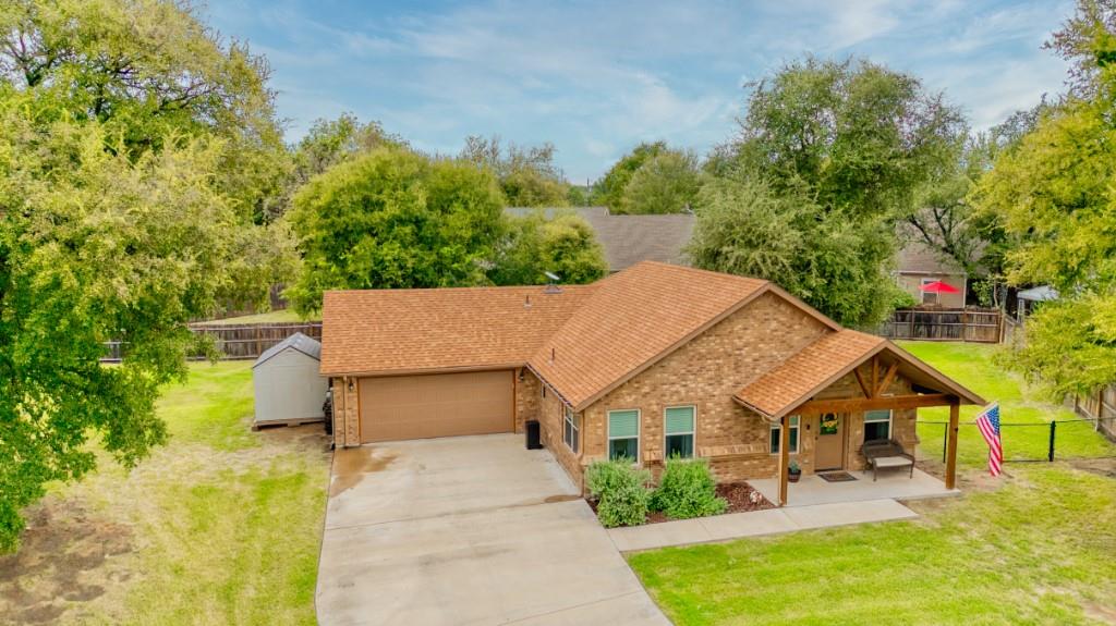 Corral Dr, Granbury, TX 76048