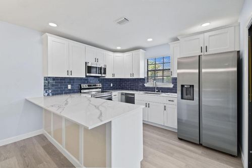 7471 Se Jamestown Ter, Hobe Sound, FL, 33455-5877 | Card Image