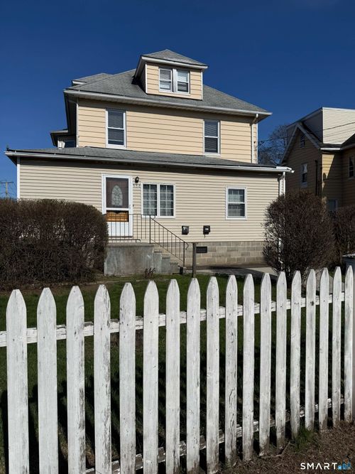2-134 Woodward Ave, Norwalk, CT, 06854-4720 | Card Image