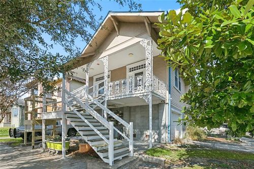 4201 S Galvez St, New Orleans, LA, 70125-4523 | Card Image