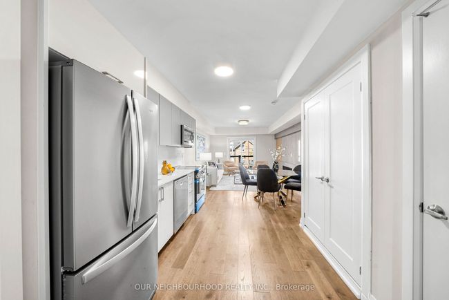 146 Celina St, House attached with 7 bedrooms, 6 bathrooms and 3 parking in Oshawa ON | Image 4