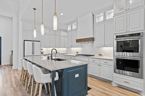 109 Star Thistle Trl, Georgetown, TX, 78628-7098 | Card Image