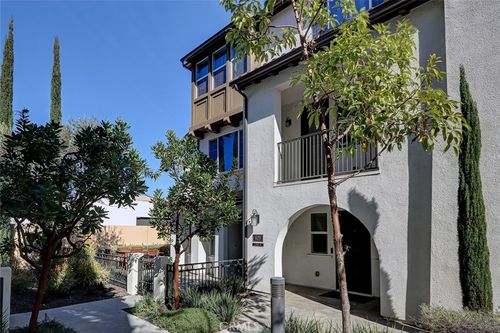 629 S Kinney Way, Anaheim, CA, 92805-4706 | Card Image