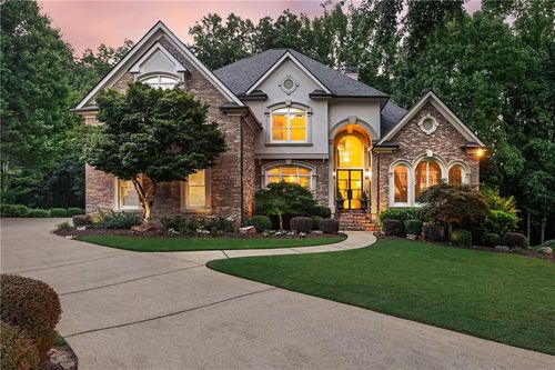 135 Club Falls Dr, Johns Creek, GA, 30022-3247 | Card Image