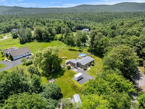 16 Finn Hill Dr, New Ipswich, NH, 03071-3809 | Card Image