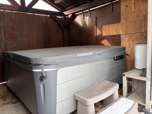 57792 Pendleton Dr, Elkhart, IN, 46517-9590 | Card Image