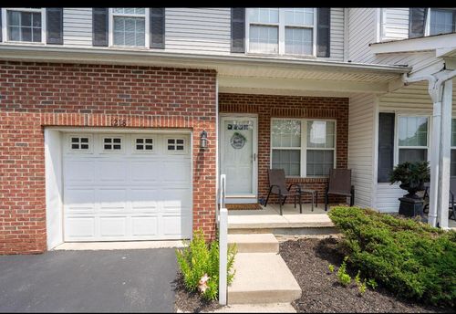 604-1218 Green Dr, Columbus, OH, 43230-2173 | Card Image