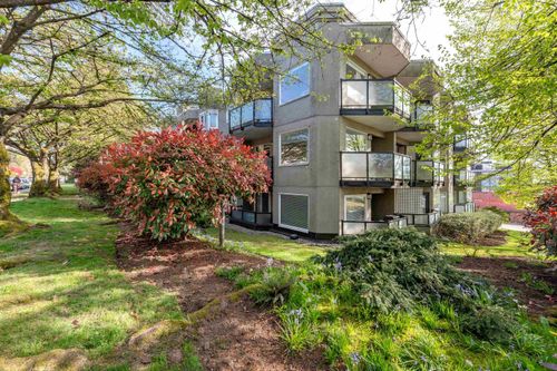 201-175 W 4th St, North Vancouver, BC, V7M1H6 | Card Image