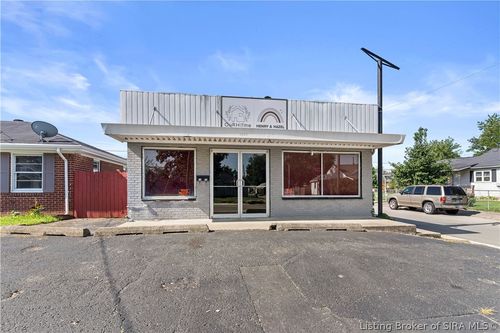 1945 Indiana Ave, New Albany, IN, 47150-3750 | Card Image