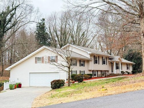 1515 Crestway Dr, Athens, TN, 37303-4426 | Card Image