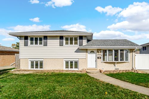 6538 106th Place, Chicago Ridge, IL, 60415 | Card Image