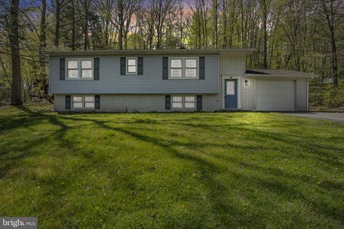 32 Birch Drive, THOMPSONTOWN, PA, 17094 | Card Image