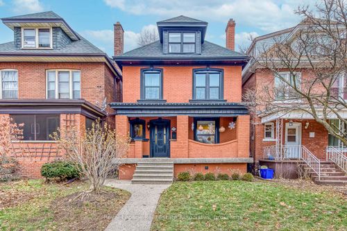 23 Fairholt Rd N, Hamilton, ON, L8M2S9 | Card Image