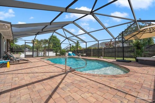 25 Bartlett Cir, Pensacola, FL, 32505-1884 | Card Image