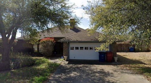 909 Westgate Dr, Farmersville, TX, 75442-1405 | Card Image