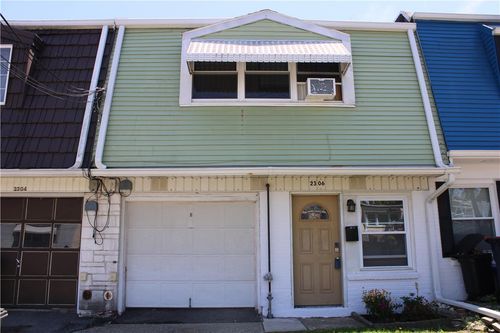 2306 3rd St, EASTON, PA, 18042-6064 | Card Image