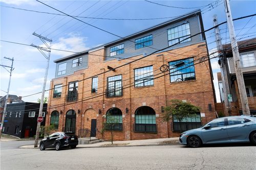 104-622 Gross St, Bloomfield, PA, 15224-2298 | Card Image