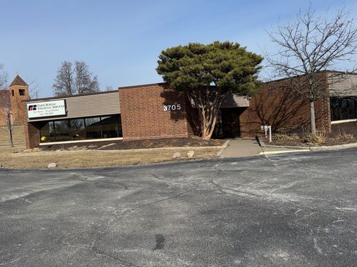 ste-2-3705 Utica Ridge Rd, Bettendorf, IA, 52722-1647 | Card Image