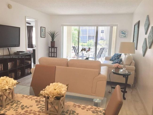 212 - 1541 S Ocean Blvd, Condo with 2 bedrooms, 2 bathrooms and null parking in Lauderdale By The Sea FL | Image 17