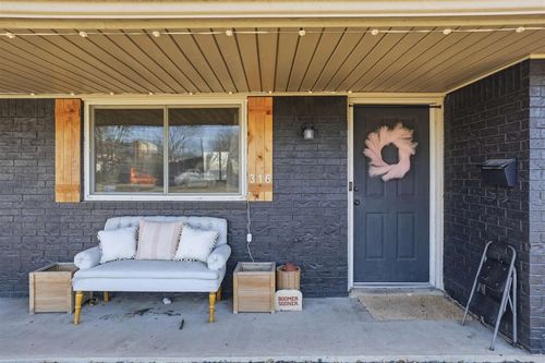 316 S Howerton Ave, Cushing, OK, 74023-4125 | Card Image