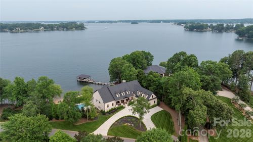 8170 Bay Pointe Dr, Denver, NC, 28037-8070 | Card Image
